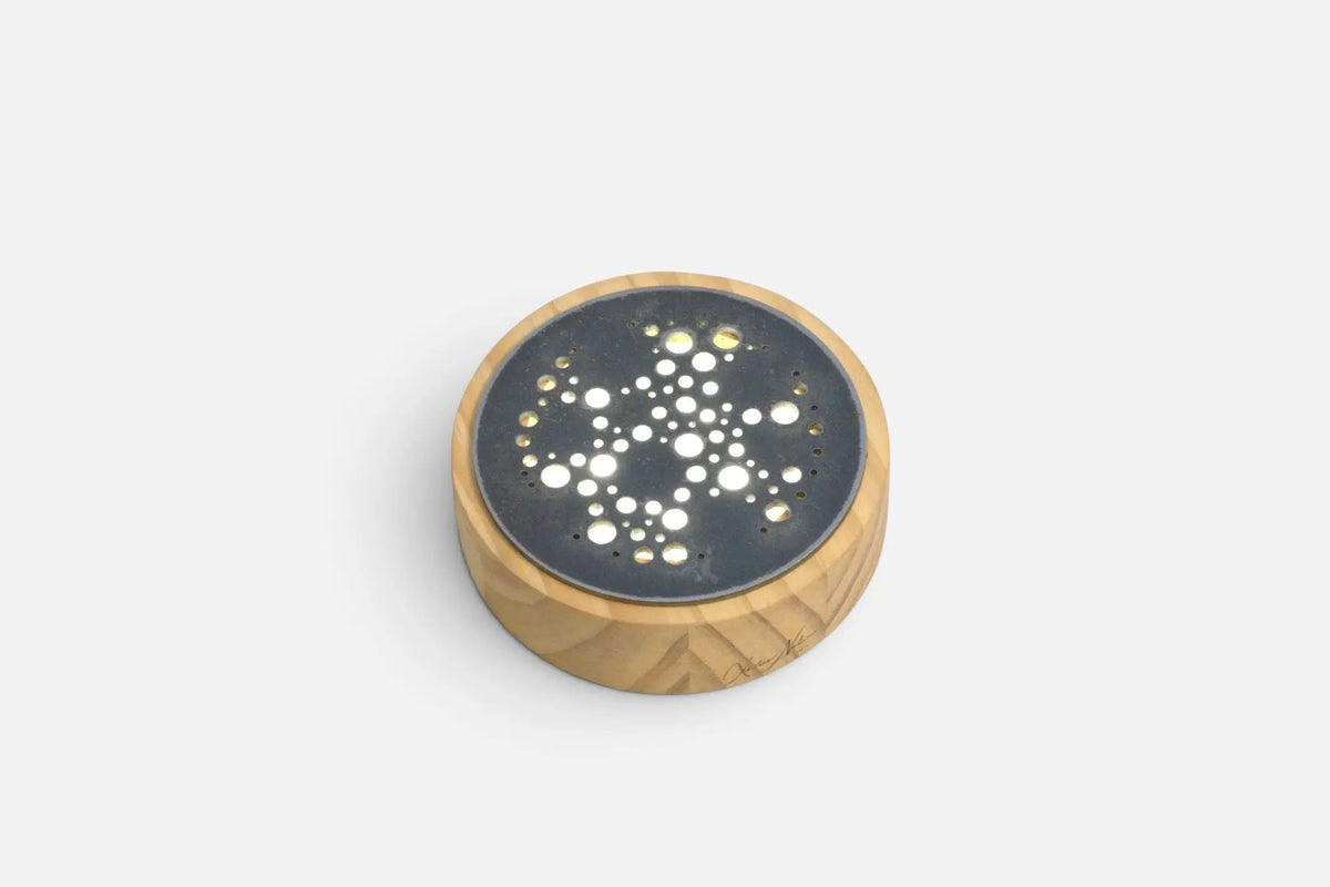 #Essence_pin 
#Motif_bulles